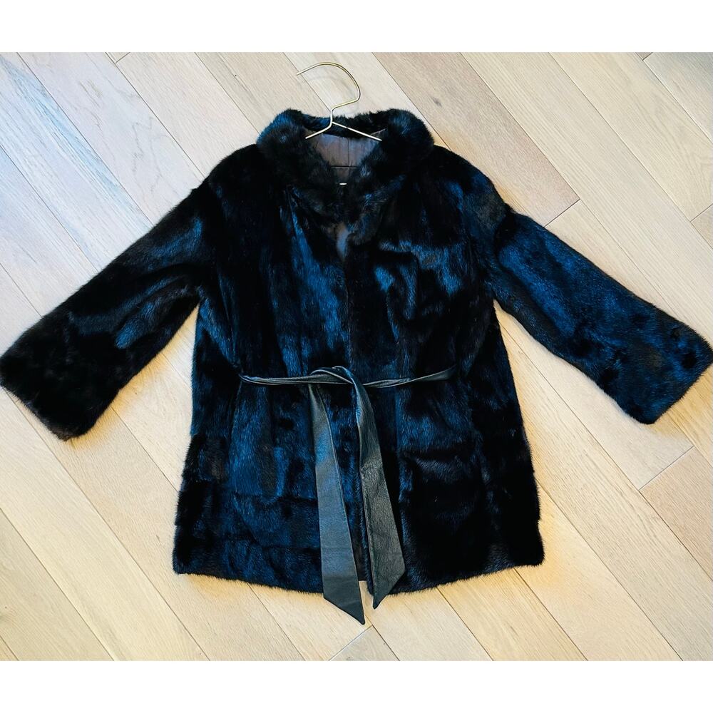 Vintage Black Fur Coat with Leather Ties & Pockets – Women’s S/M Mid‑Length